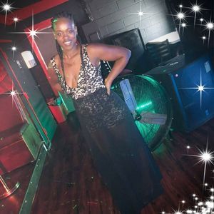 Meet your Posher, Aline